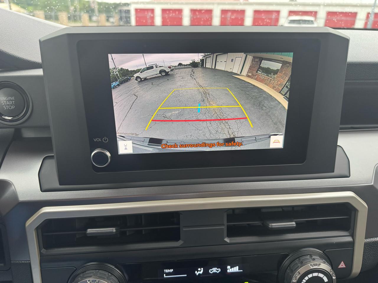 Toyota Tacoma 4WD SR5 Double Cab 5' Bed V6 AT (Natl) 2026