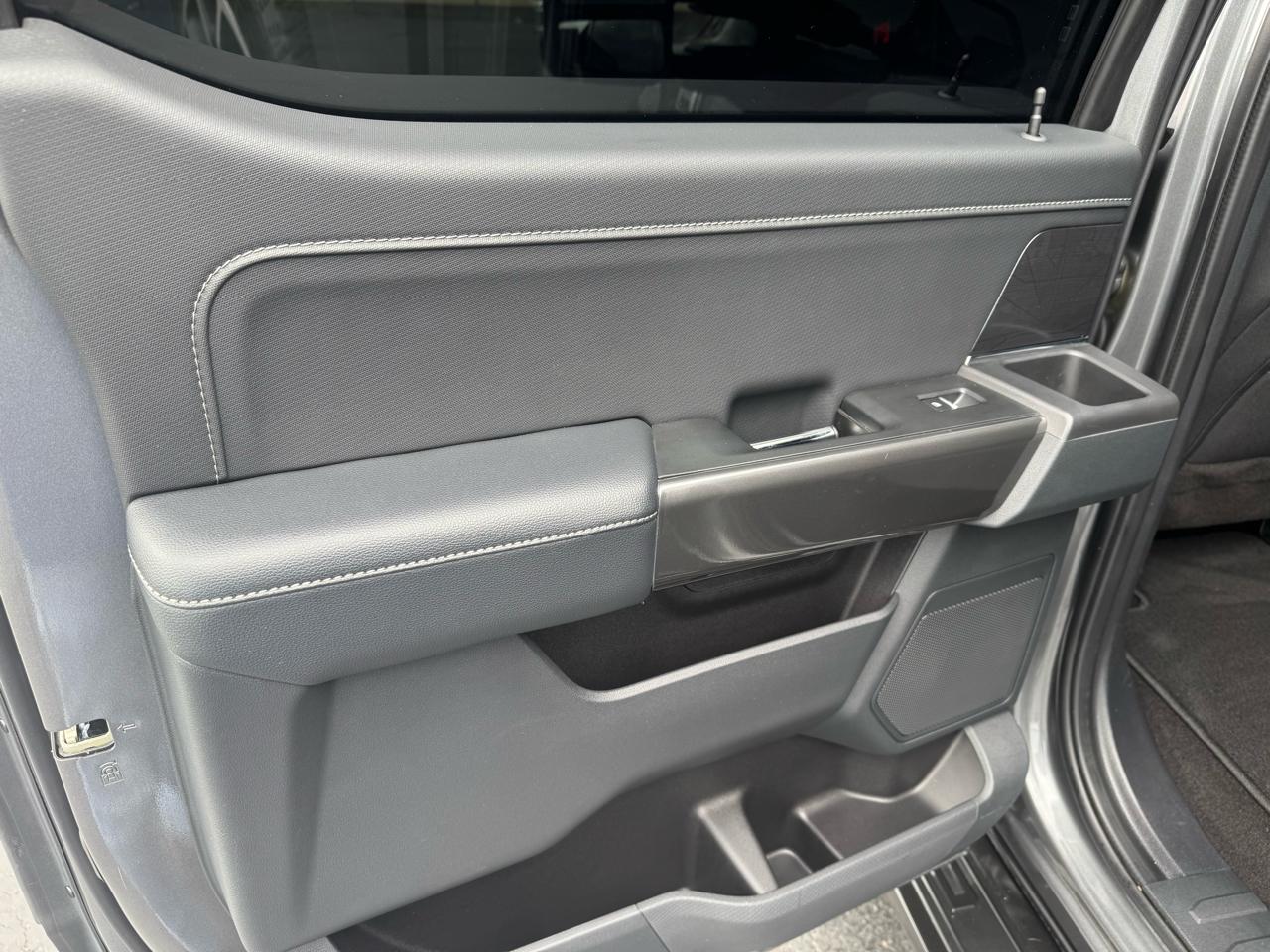 Ford F-150 XLT 4WD SuperCrew 5.5' Box 2023