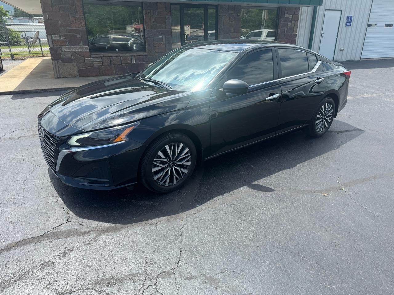 Nissan Altima SV FWD 2025