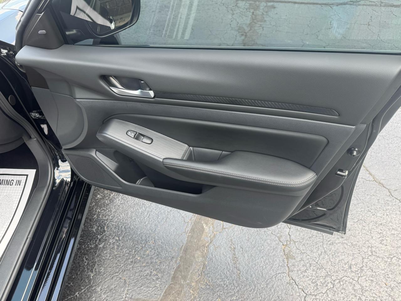 Nissan Altima SV FWD 2025