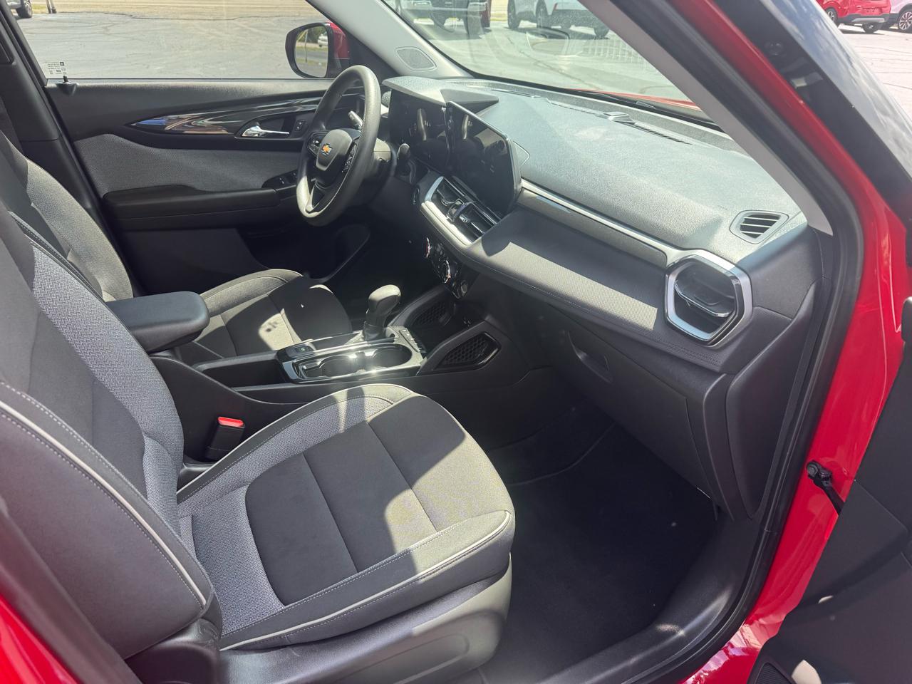 Chevrolet TrailBlazer FWD 4dr LT 2026