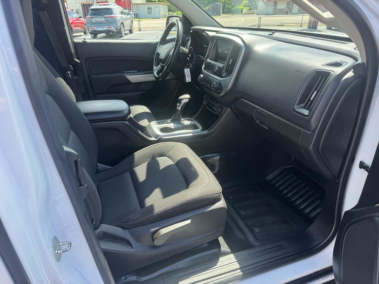 Chevrolet Colorado 2WD Ext Cab 128" LT 2022