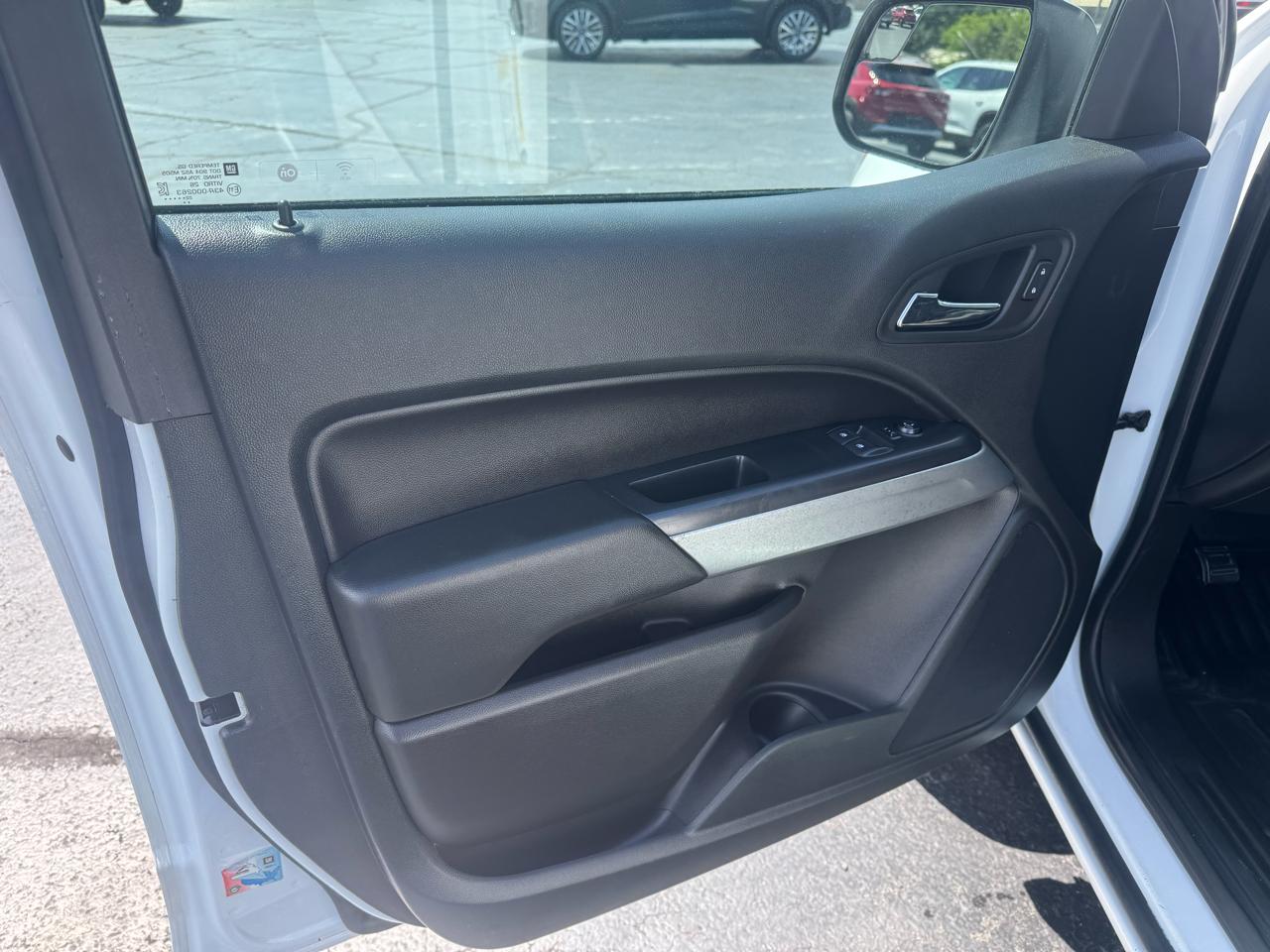 Chevrolet Colorado 2WD Ext Cab 128" LT 2022