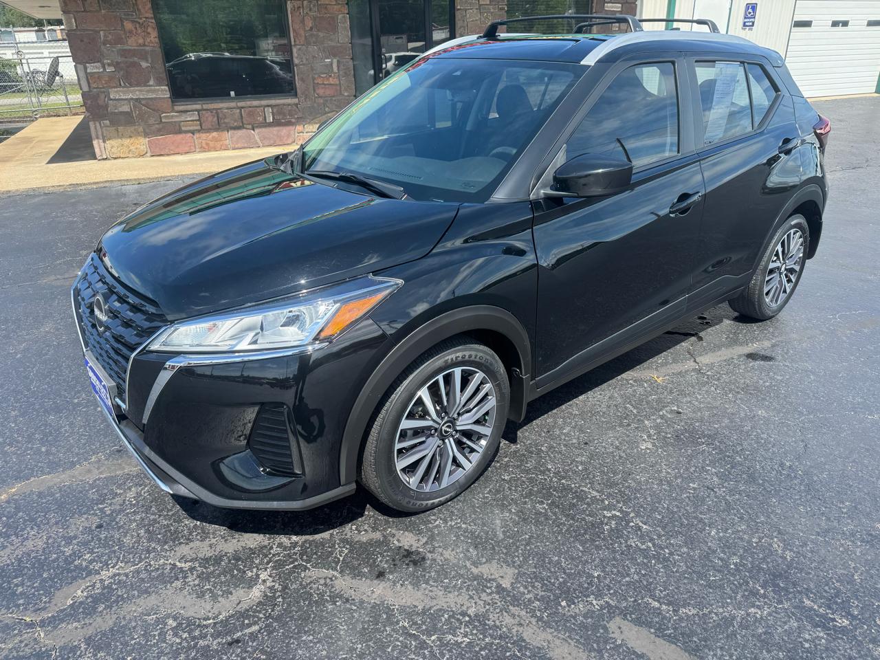 Nissan Kicks SV FWD 2024