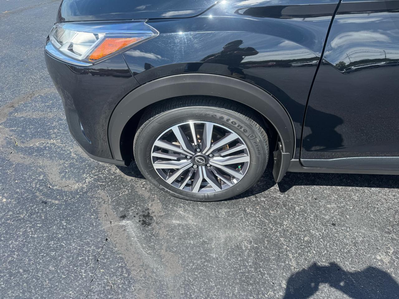 Nissan Kicks SV FWD 2024