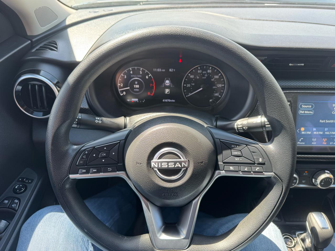 Nissan Kicks SV FWD 2024
