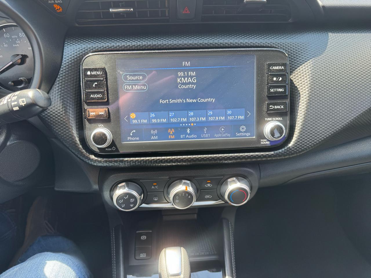 Nissan Kicks SV FWD 2024