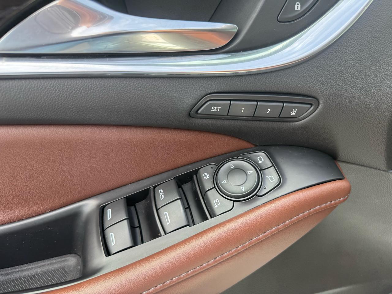 Buick Enclave FWD 4dr Avenir 2021