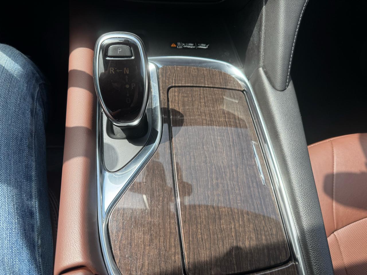 Buick Enclave FWD 4dr Avenir 2021