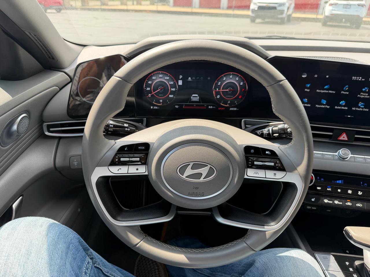 Hyundai Elantra SEL Convenience IVT 2025