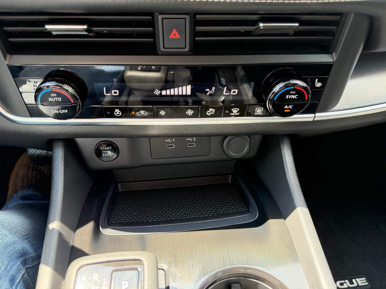 Nissan Rogue FWD SV 2024