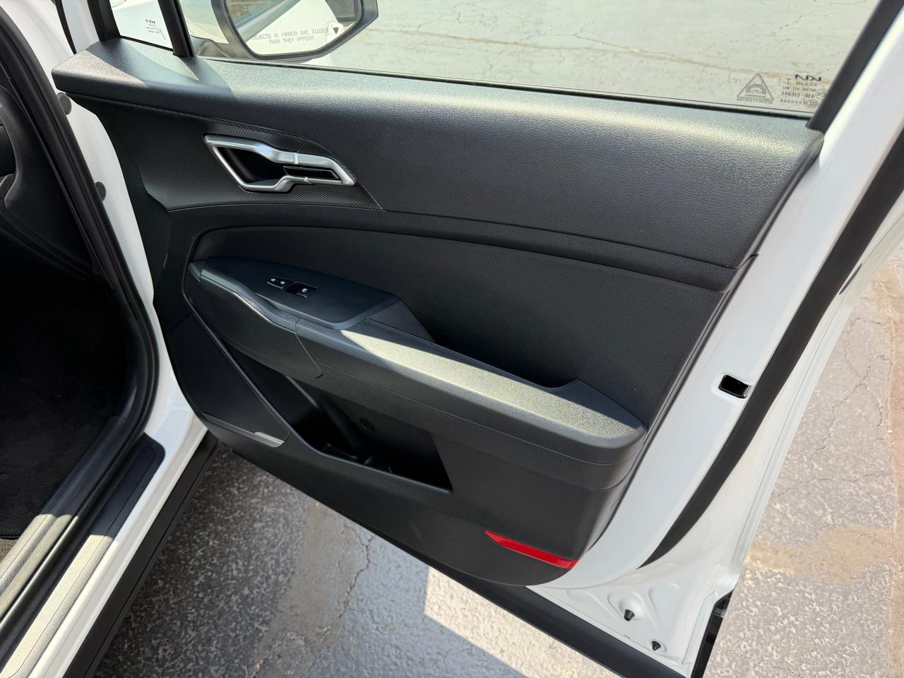 Kia Sportage LX FWD 2025