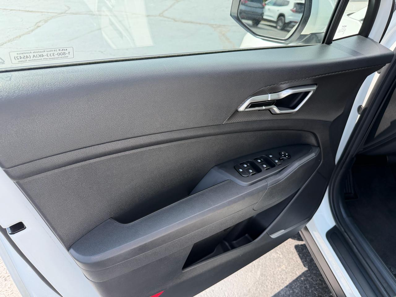 Kia Sportage LX FWD 2025