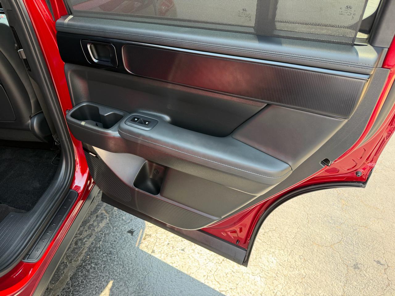 Hyundai Santa Fe Calligraphy FWD 2025