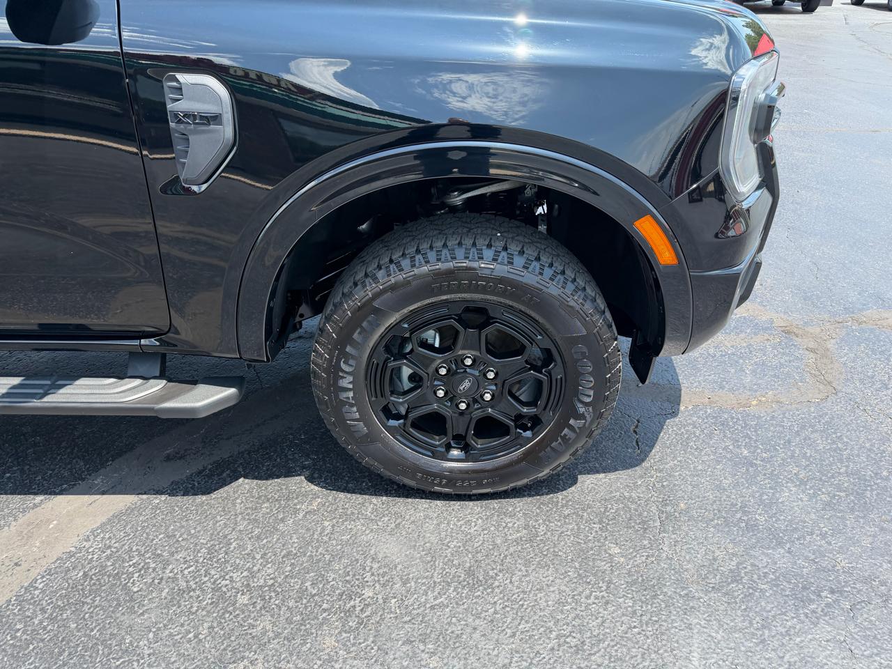 Ford Ranger XLT 4WD SuperCrew 5' Box 2025