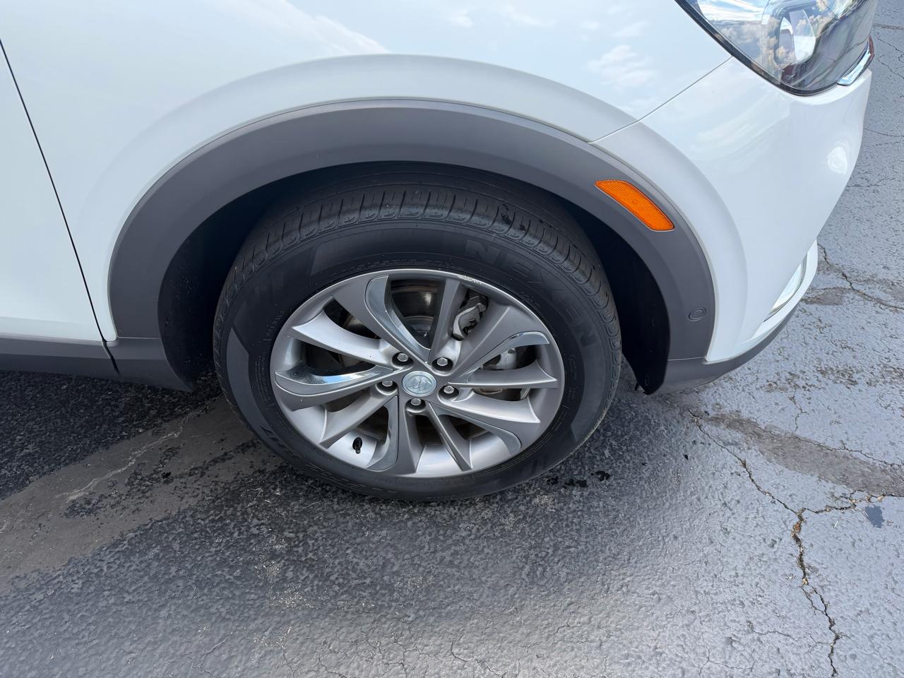 Buick Encore GX FWD 4dr Essence 2021