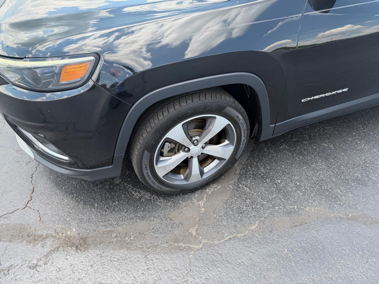 Jeep Cherokee Limited FWD 2019
