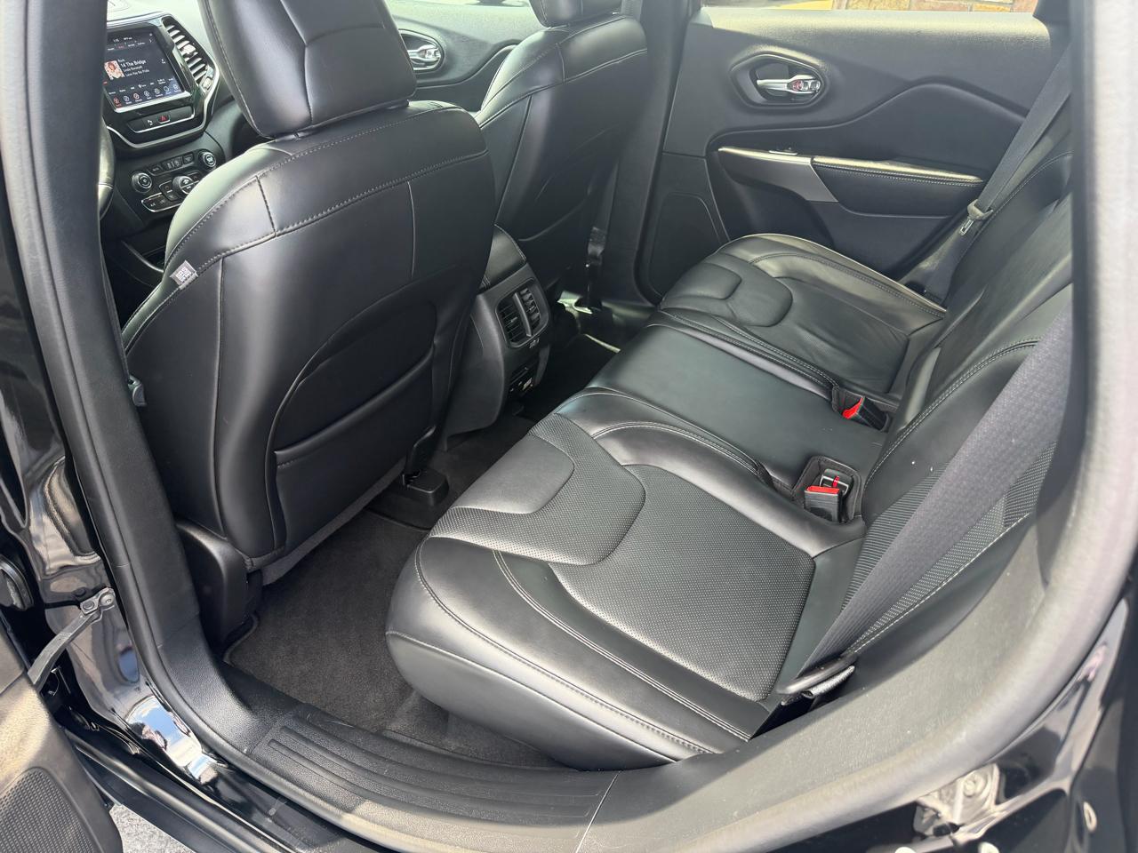Jeep Cherokee Limited FWD 2019