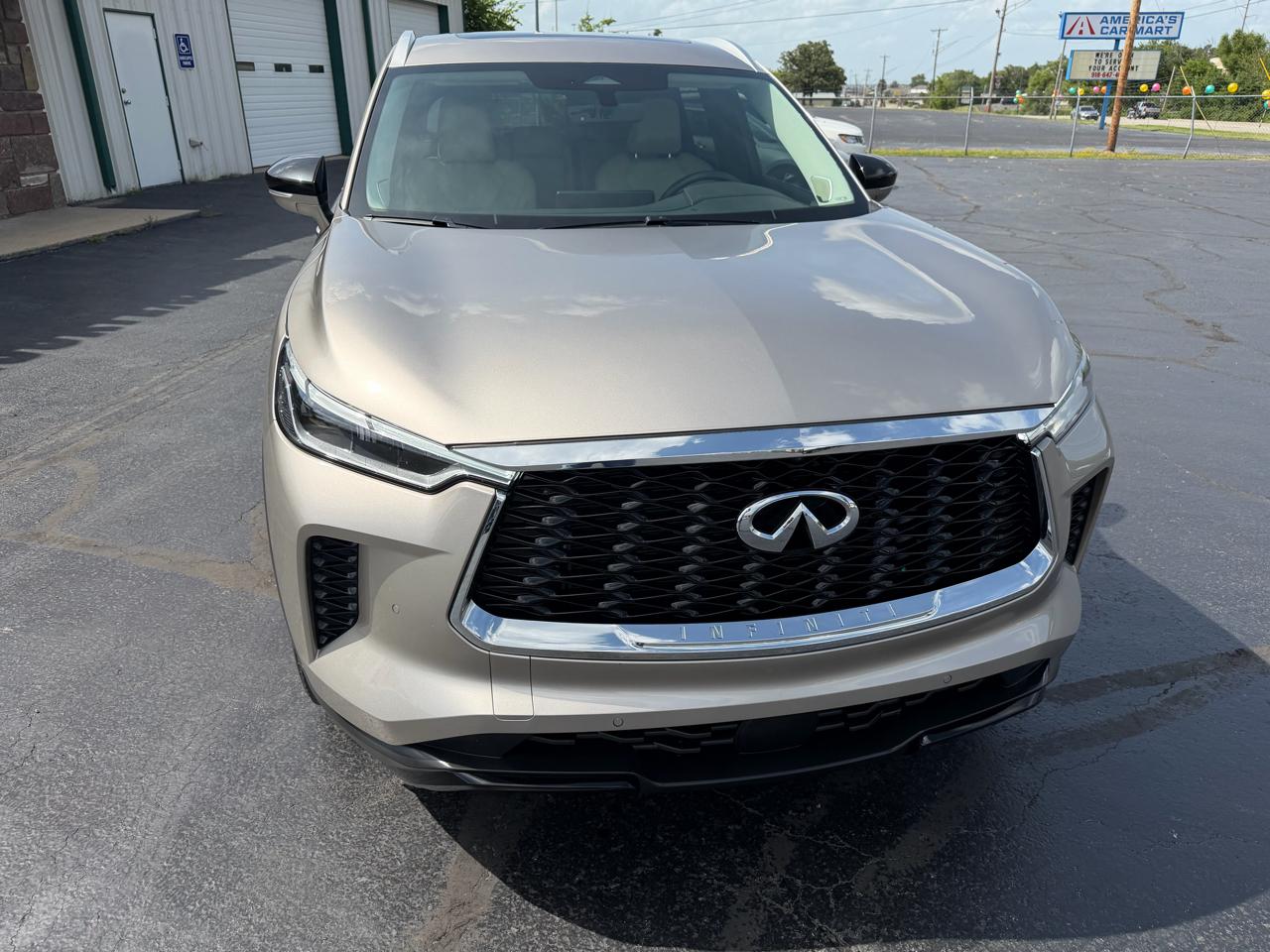 Infiniti QX60 LUXE FWD 2024