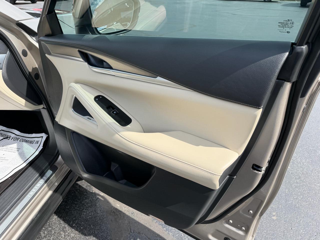 Infiniti QX60 LUXE FWD 2024