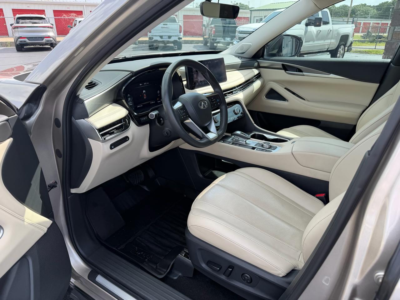 Infiniti QX60 LUXE FWD 2024