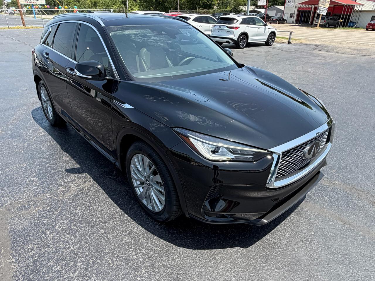 Infiniti QX50 LUXE FWD 2023