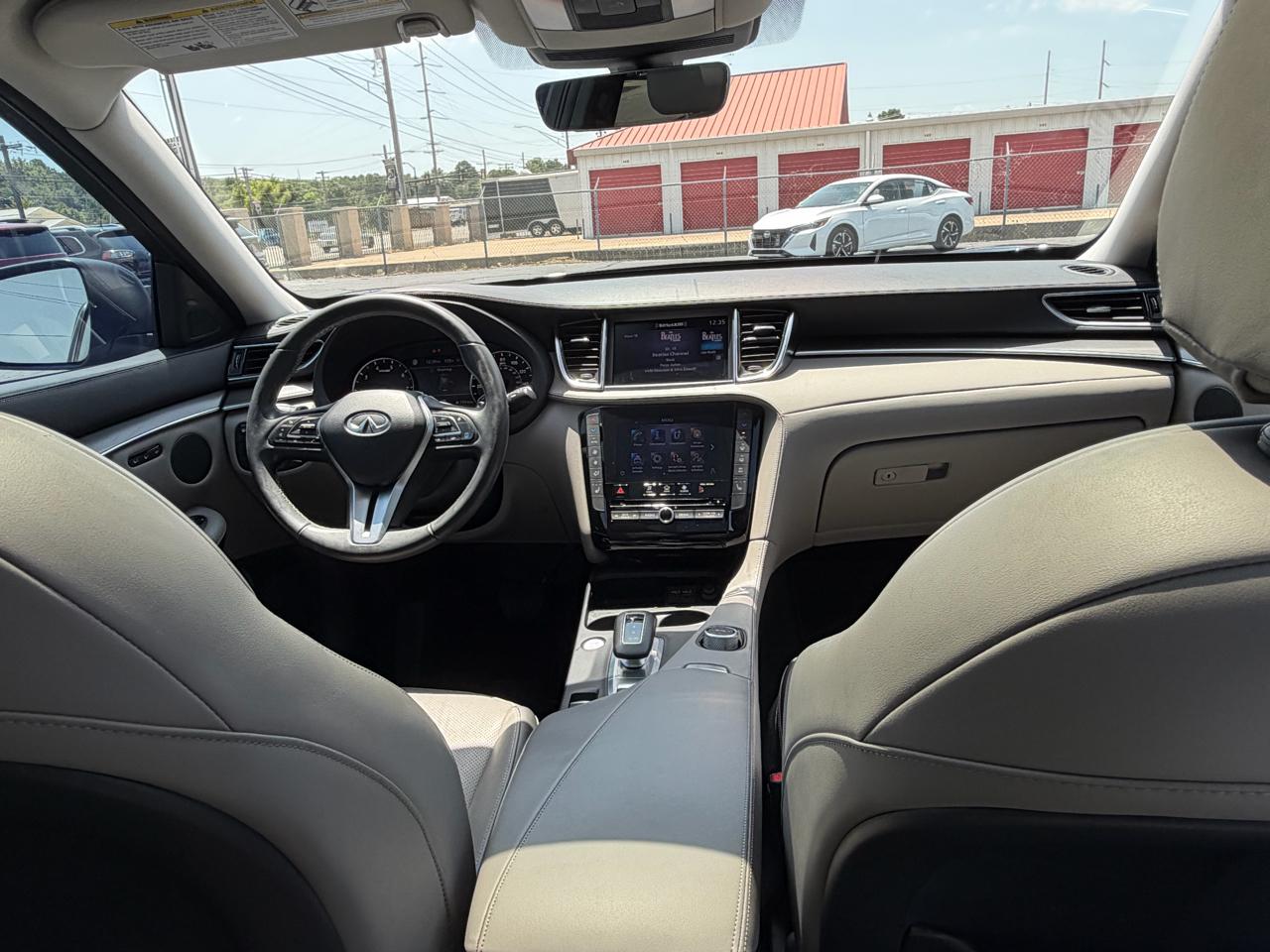 Infiniti QX50 LUXE FWD 2023