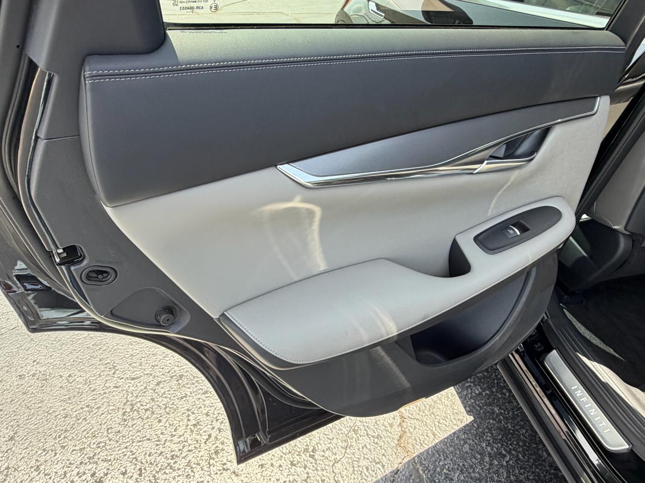 Infiniti QX50 LUXE FWD 2023