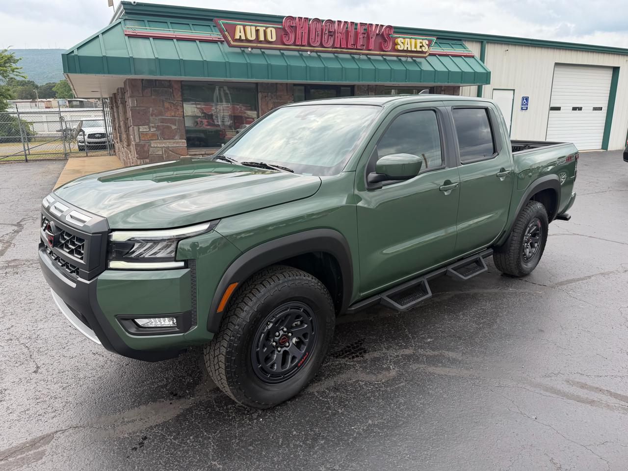 Nissan Frontier Crew Cab 4x4 PRO-4X 2026