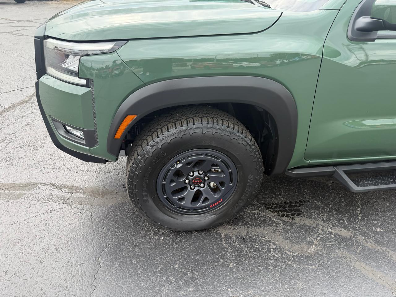 Nissan Frontier Crew Cab 4x4 PRO-4X 2026