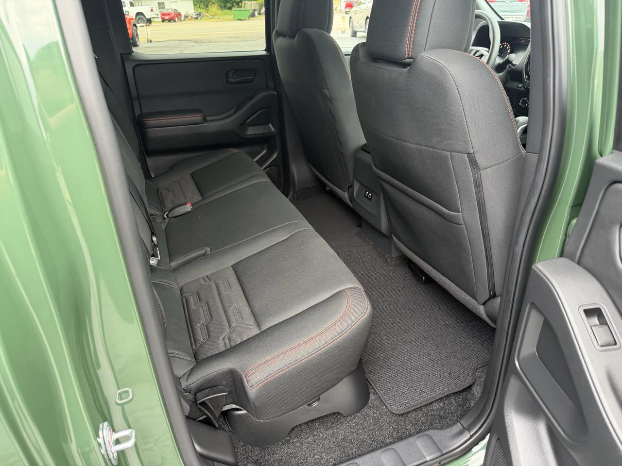 Nissan Frontier Crew Cab 4x4 PRO-4X 2026