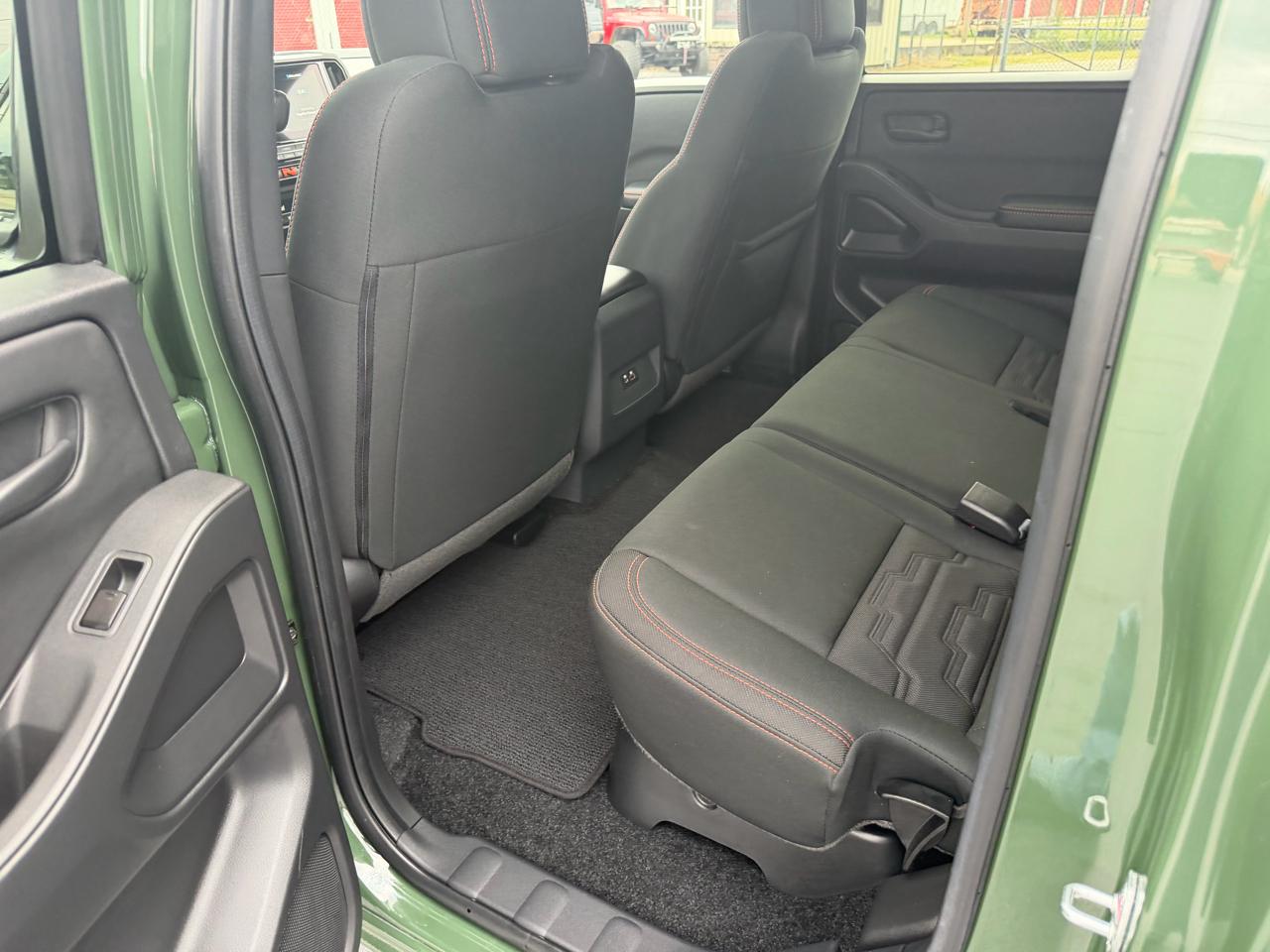 Nissan Frontier Crew Cab 4x4 PRO-4X 2026