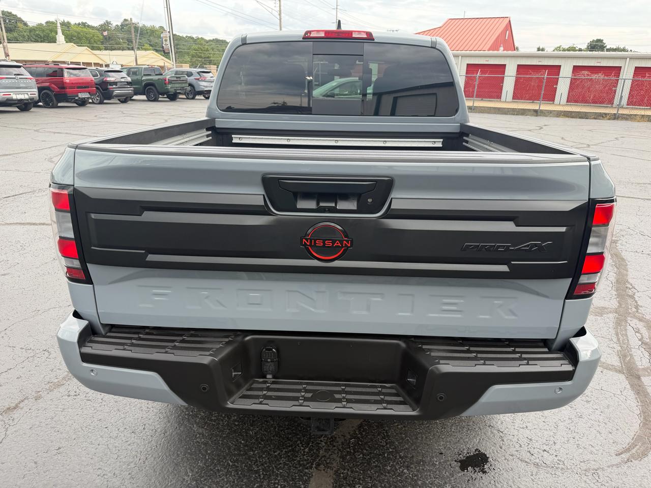 Nissan Frontier Crew Cab 4x4 PRO-4X 2025