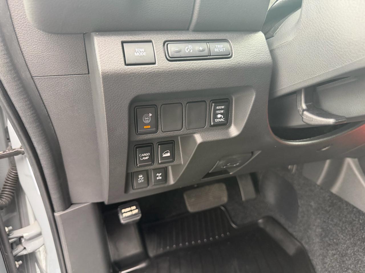 Nissan Frontier Crew Cab 4x4 PRO-4X 2025