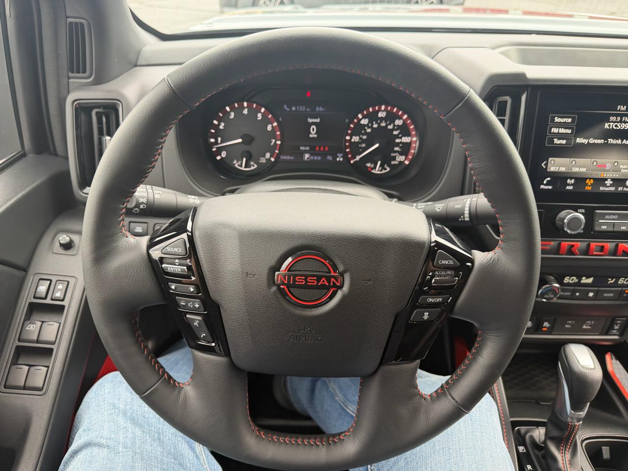 Nissan Frontier Crew Cab 4x4 PRO-4X 2025