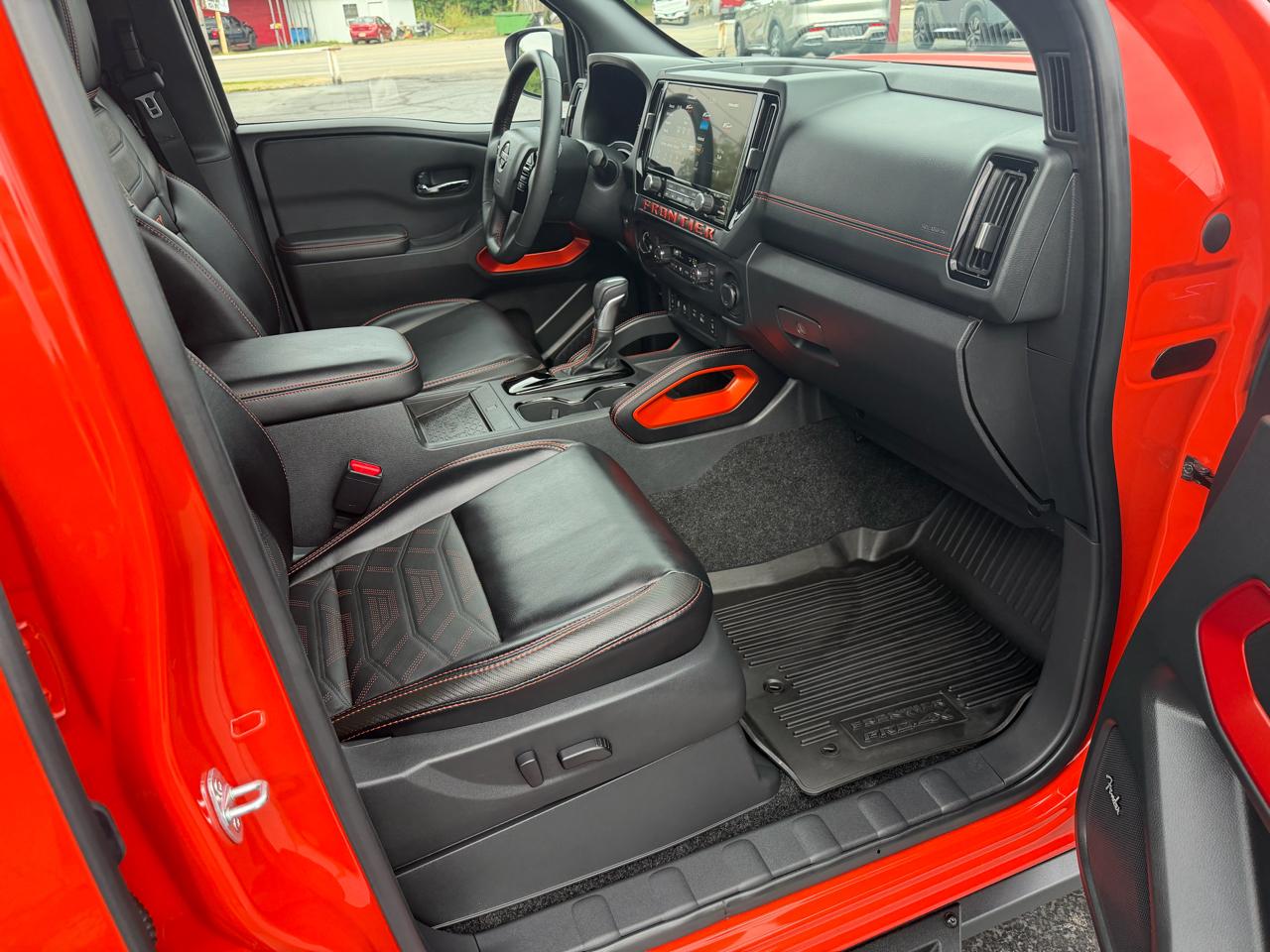 Nissan Frontier Crew Cab 4x4 PRO-4X 2025