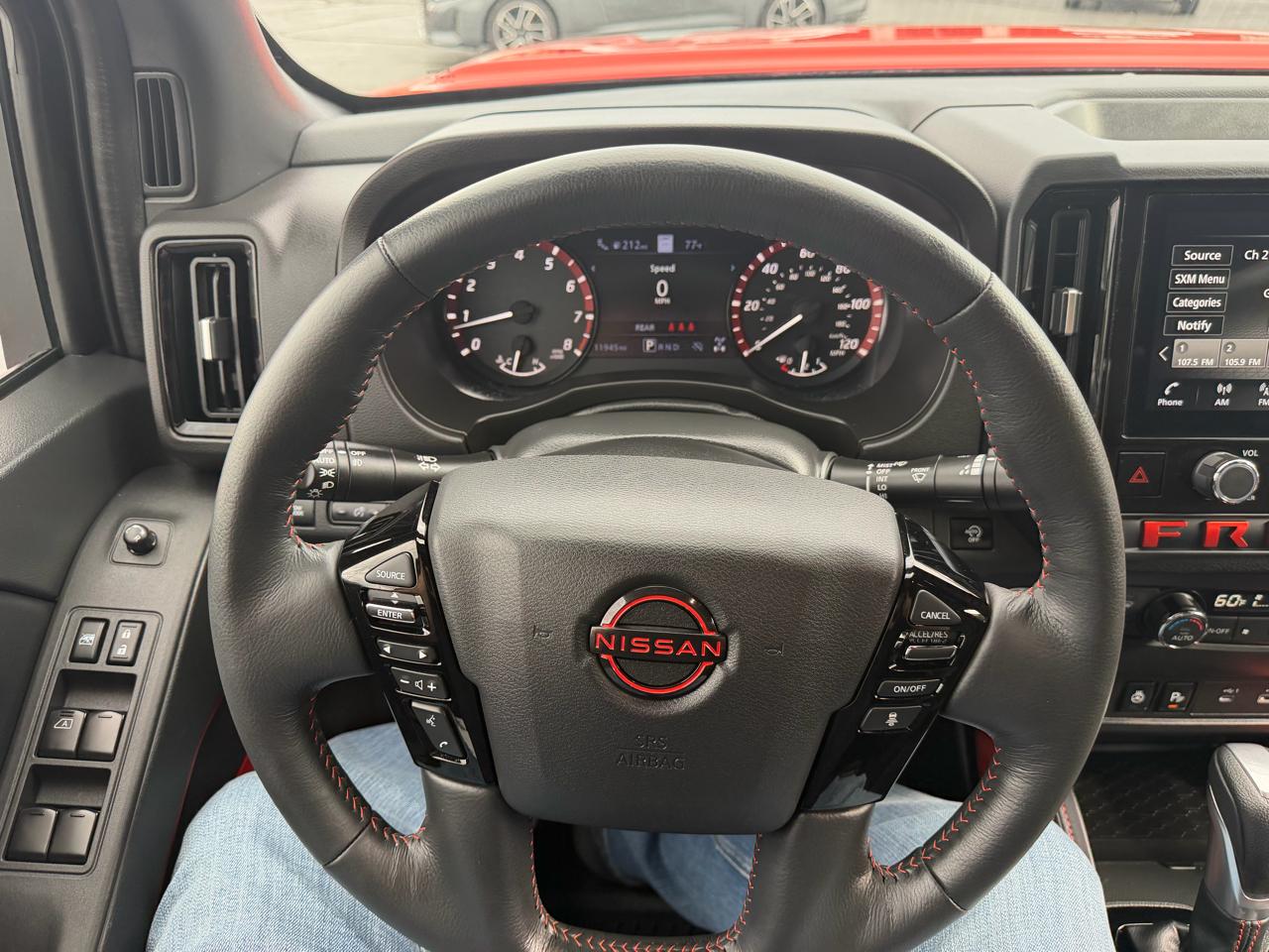 Nissan Frontier Crew Cab 4x4 PRO-4X 2025