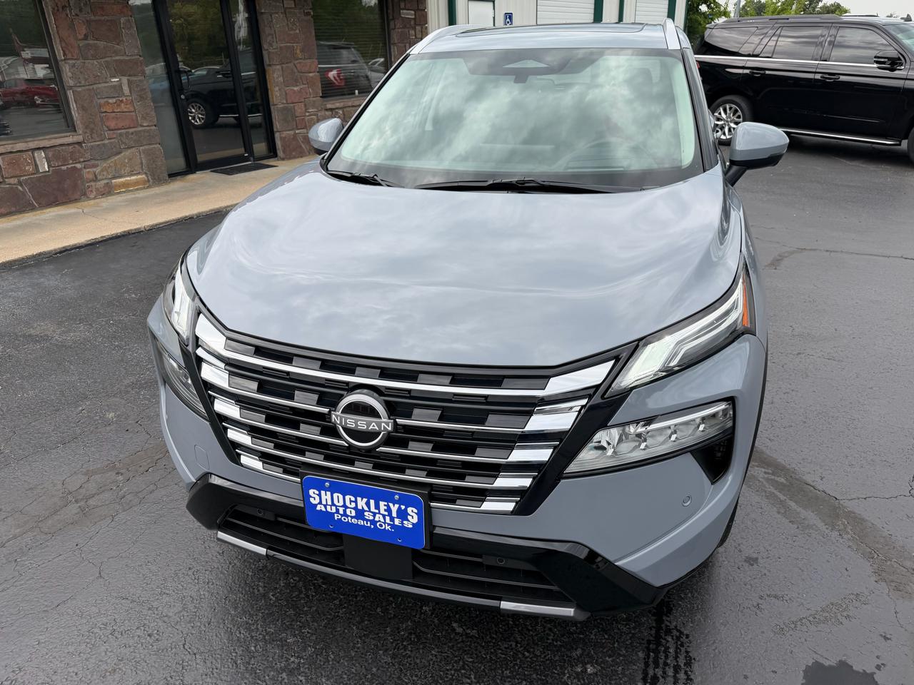 Nissan Rogue FWD Platinum 2025