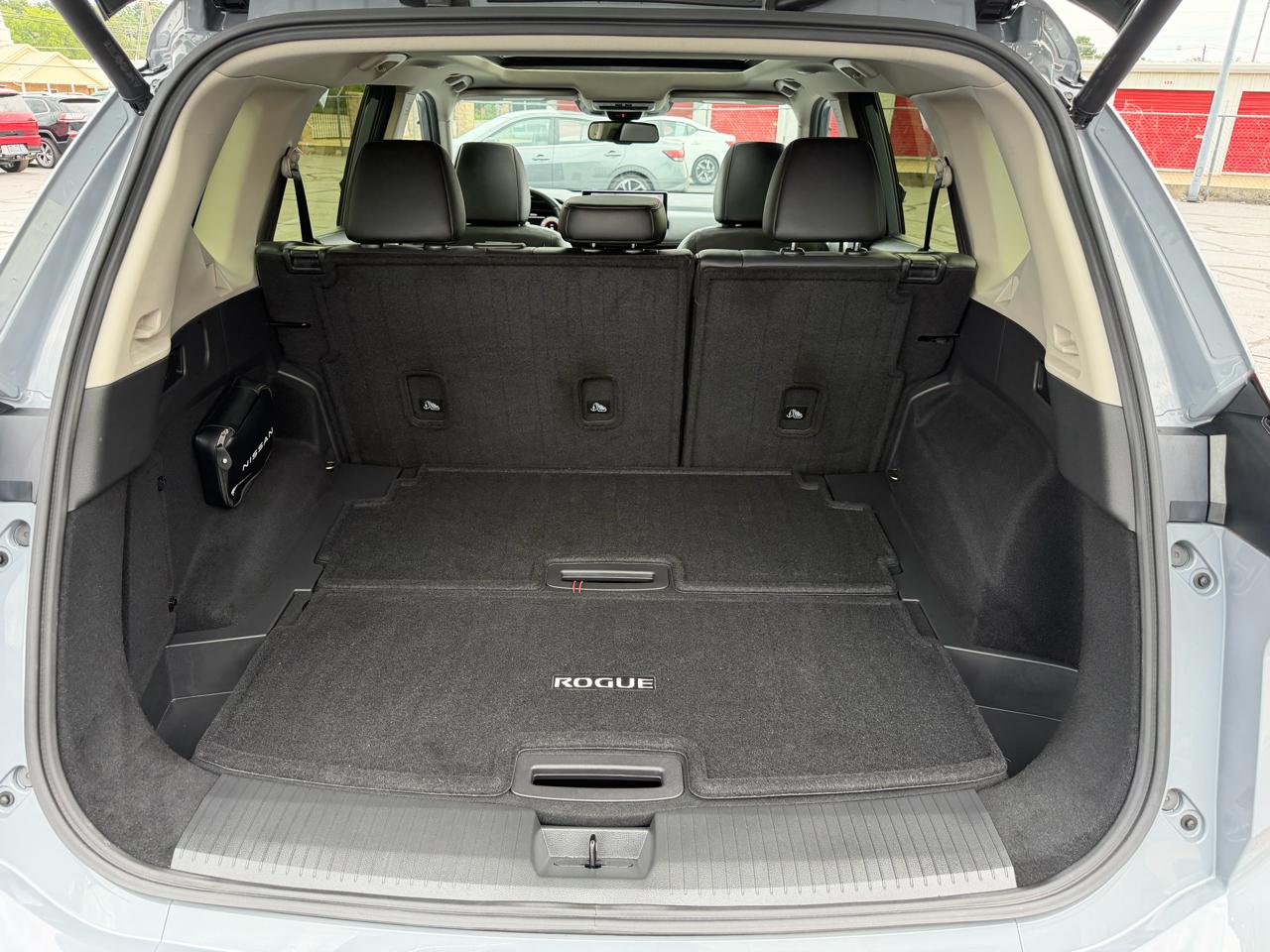 Nissan Rogue FWD Platinum 2025