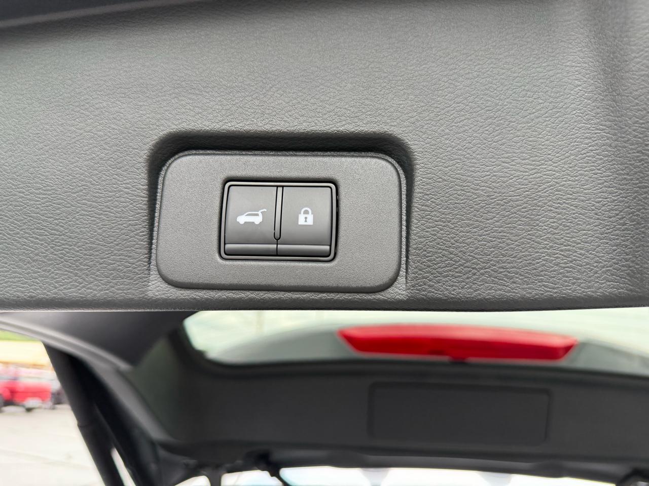 Nissan Rogue FWD Platinum 2025