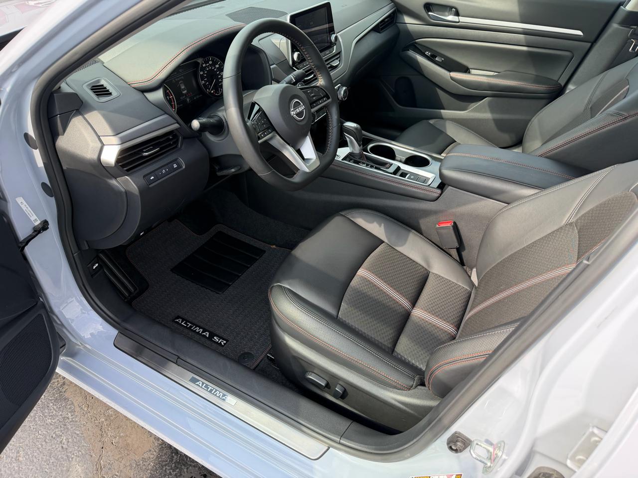 Nissan Altima SR AWD 2025