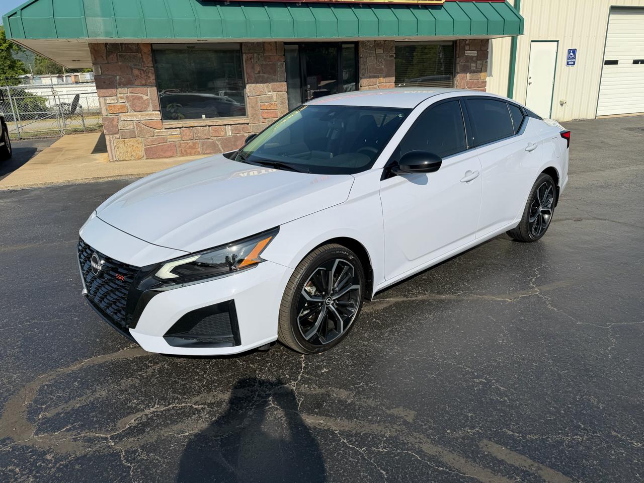 Nissan Altima SR AWD 2025