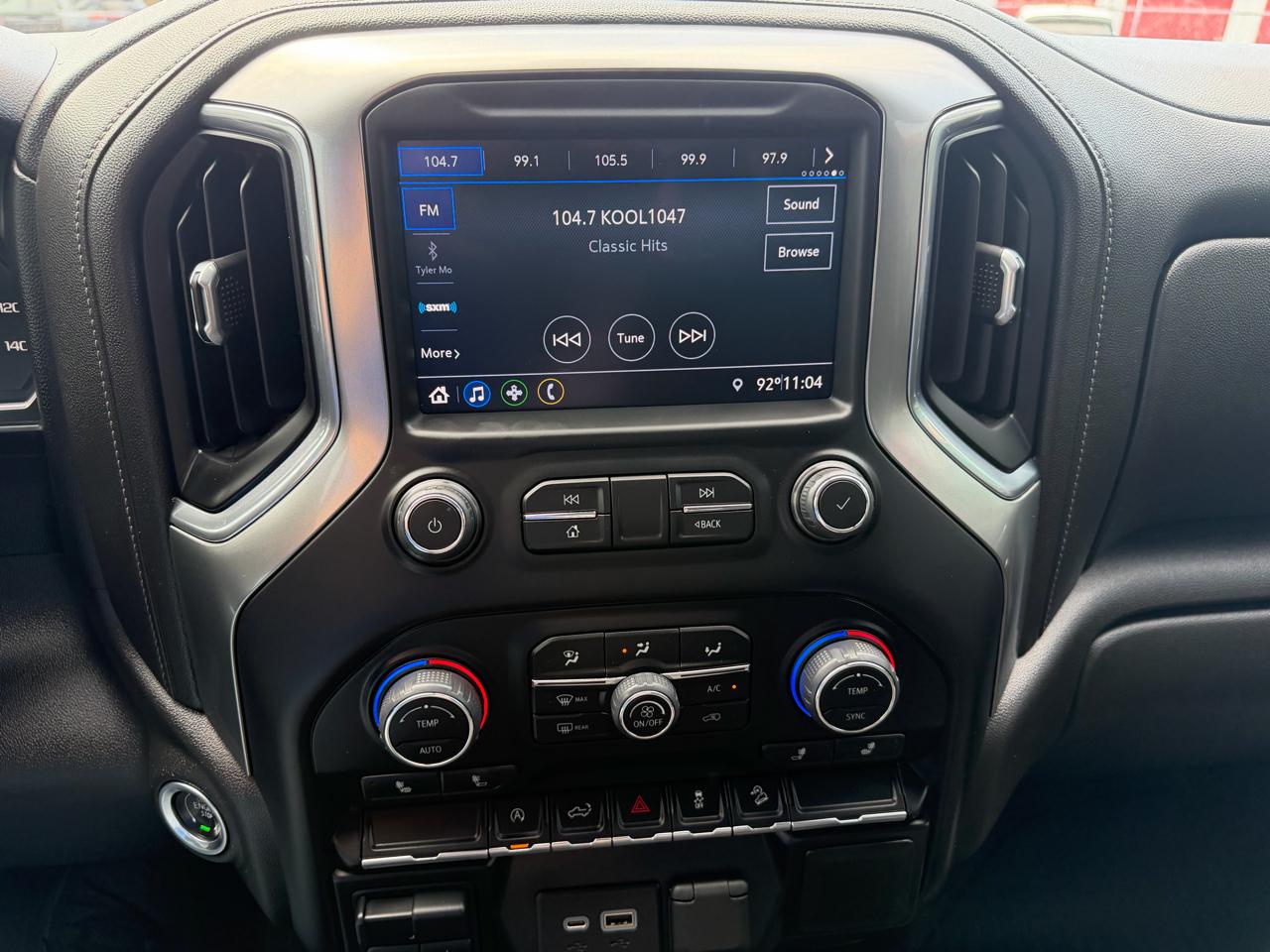 Chevrolet Silverado 1500 LTD 4WD Crew Cab 147" LT w/1LT 2022