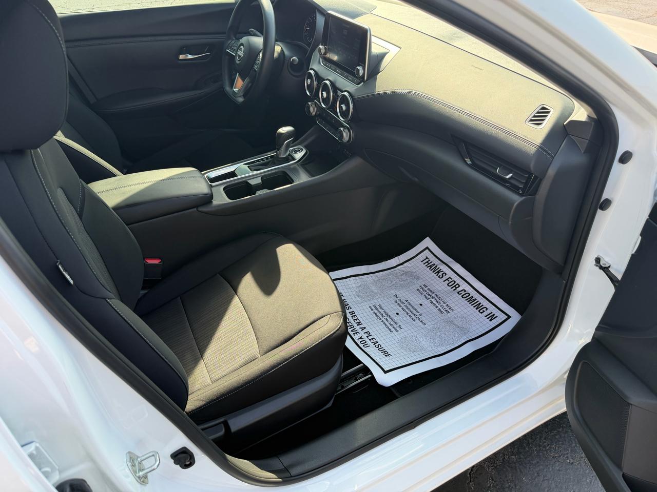 Nissan Sentra SV CVT 2025