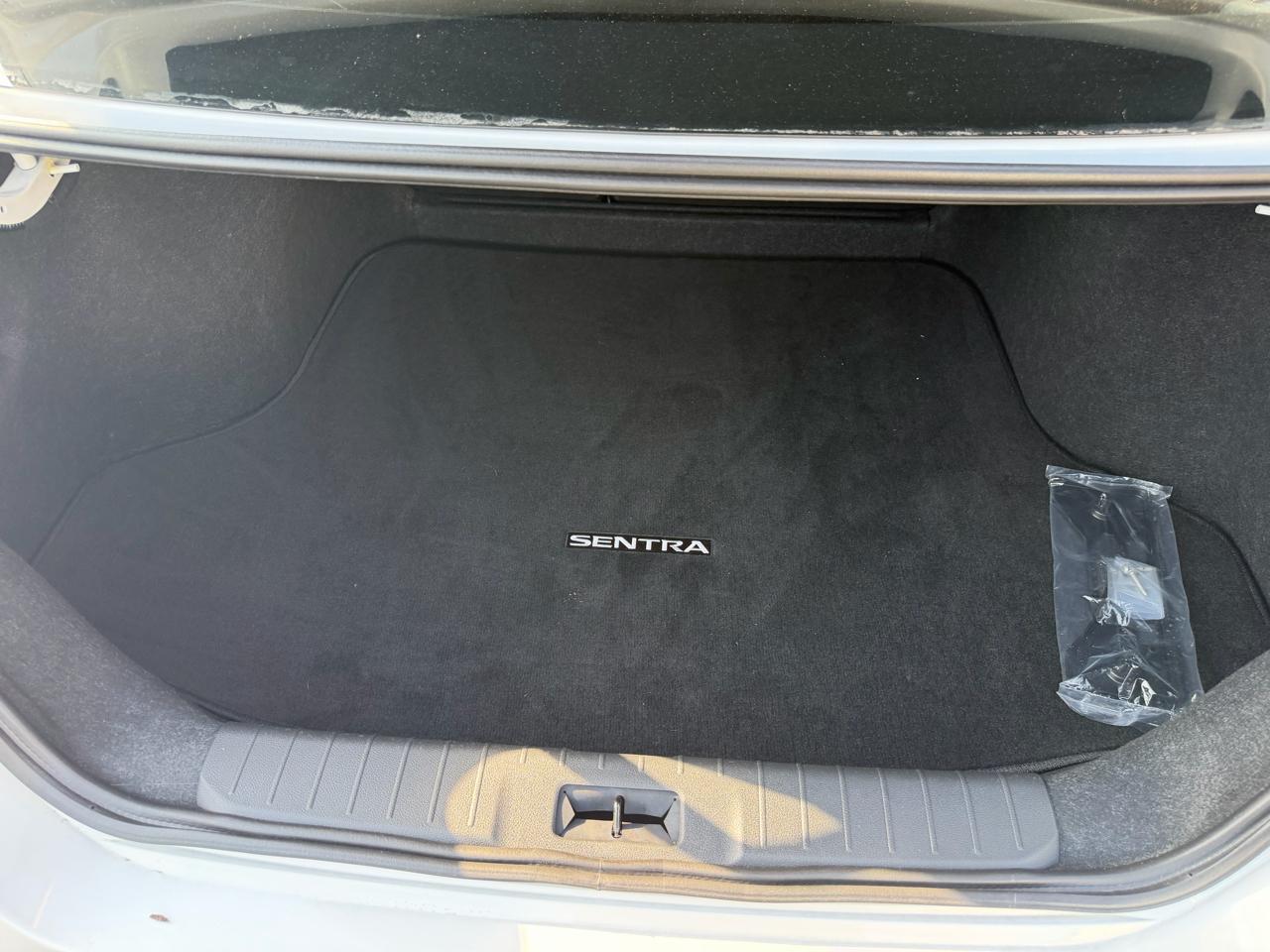 Nissan Sentra SV CVT 2025