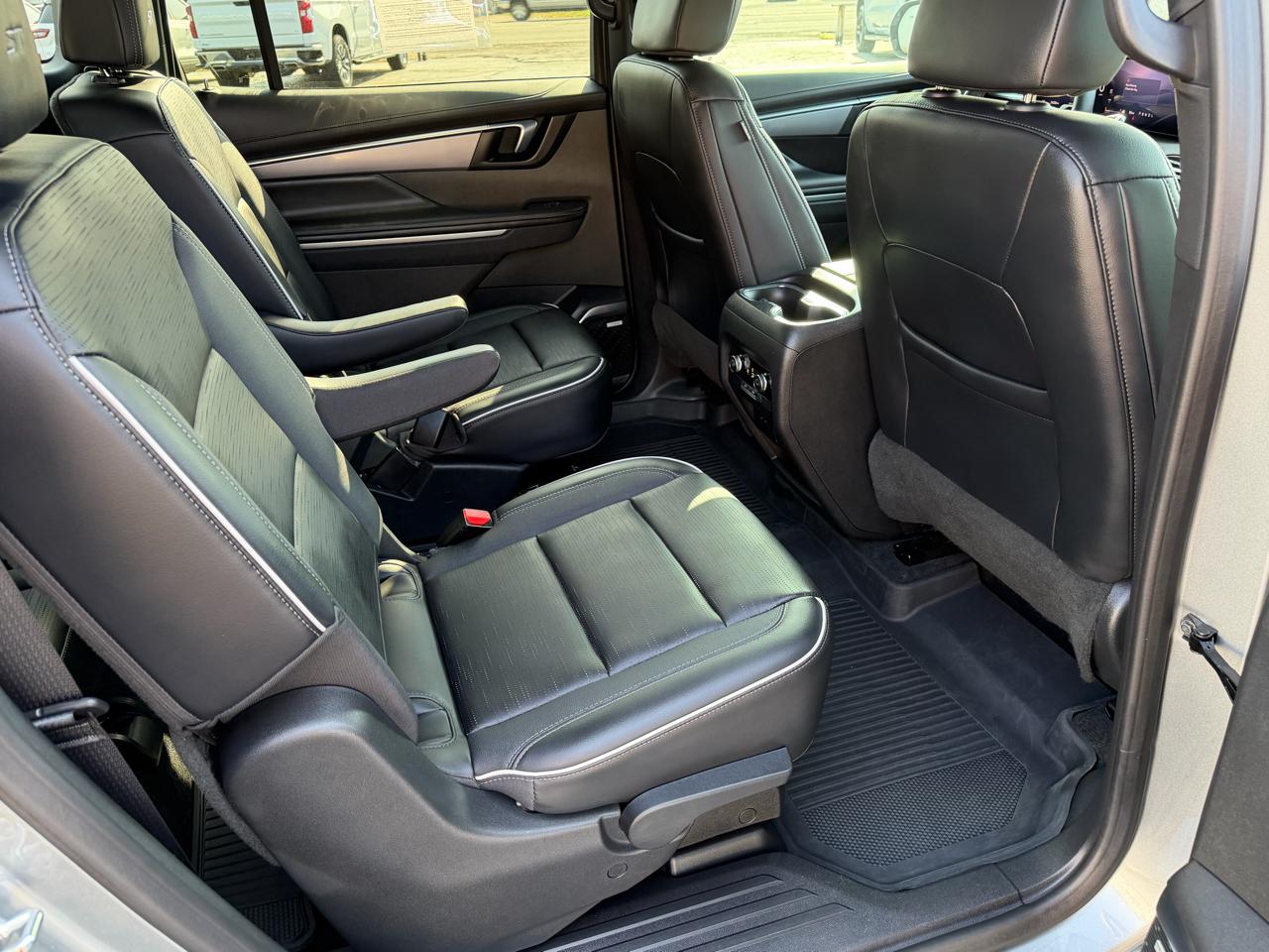 Buick Enclave 4dr Sport Touring 2025