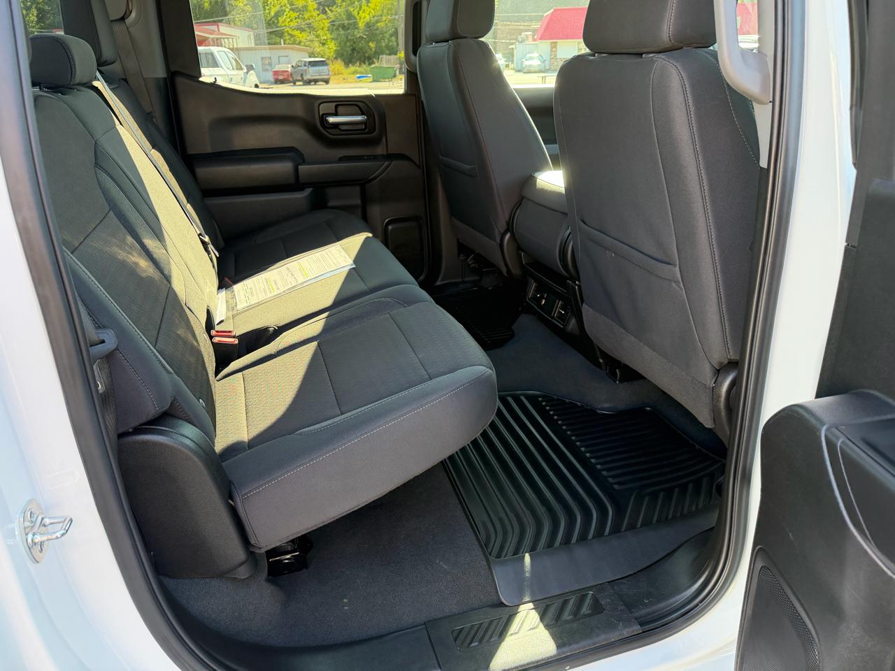 Chevrolet Silverado 1500 4WD Crew Cab 147" Custom Trail Boss 2025