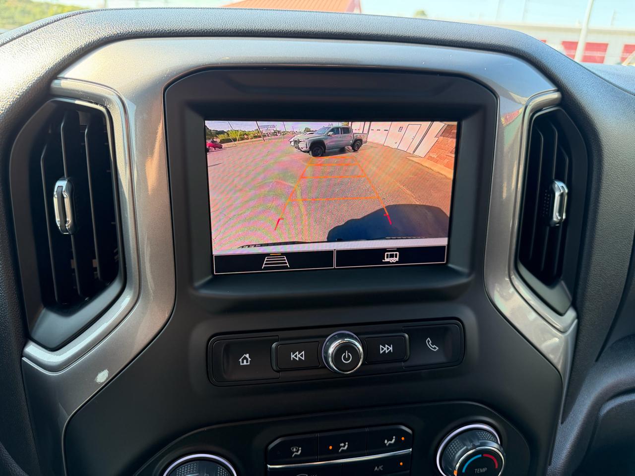 Chevrolet Silverado 1500 4WD Crew Cab 147" Custom Trail Boss 2025