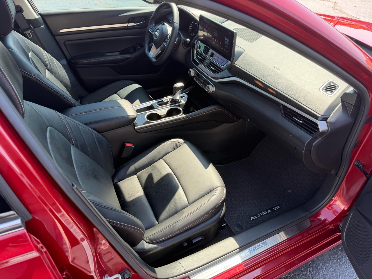Nissan Altima SR FWD 2025