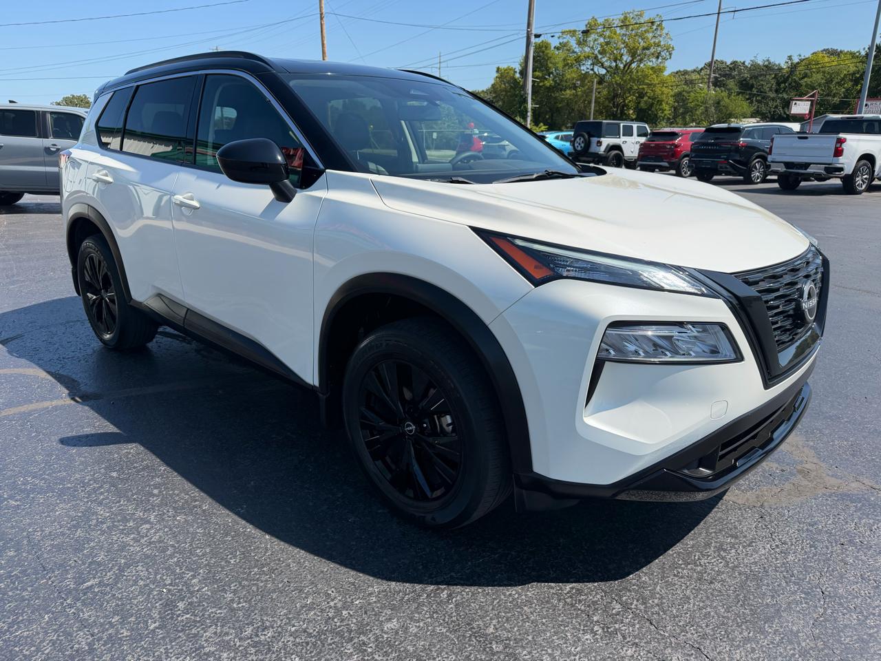 Nissan Rogue FWD SV 2023
